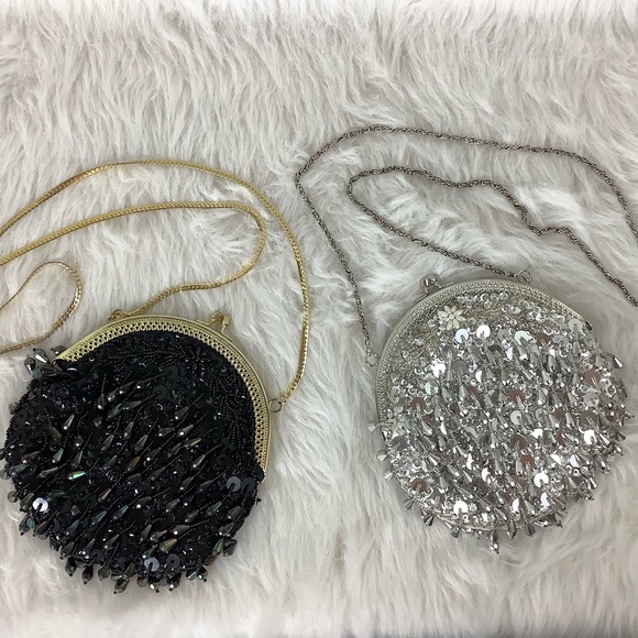 Vintage Handbags - Two Vintage Flapper Vibe Dangle Bead Circle Purses